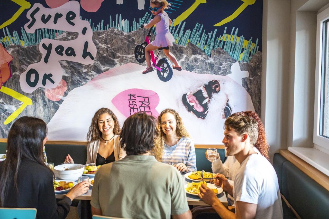 Hostel Contiki Haus Schoeneck Hopfgarten im Brixental Zewnętrze zdjęcie