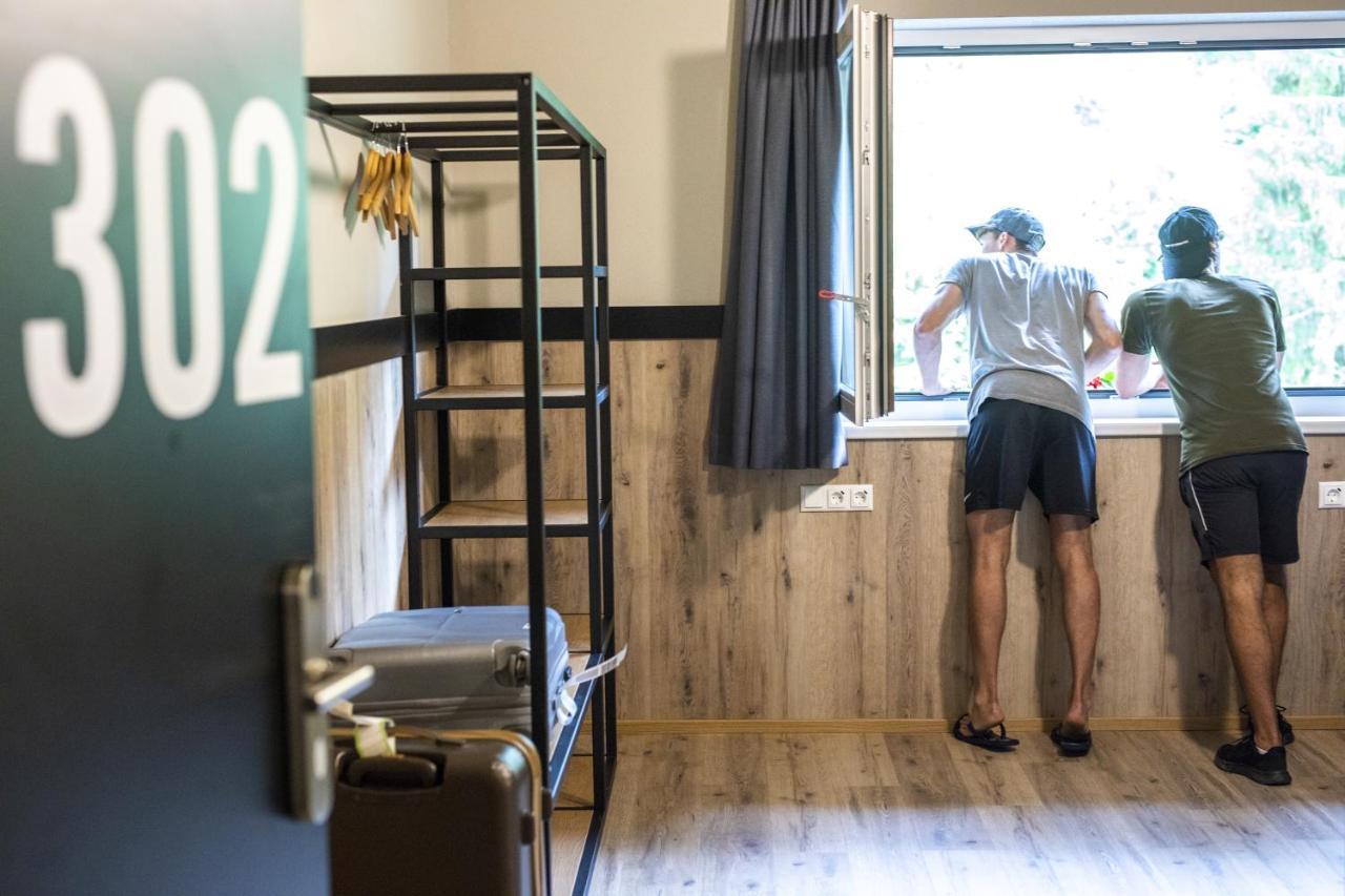 Hostel Contiki Haus Schoeneck Hopfgarten im Brixental Zewnętrze zdjęcie