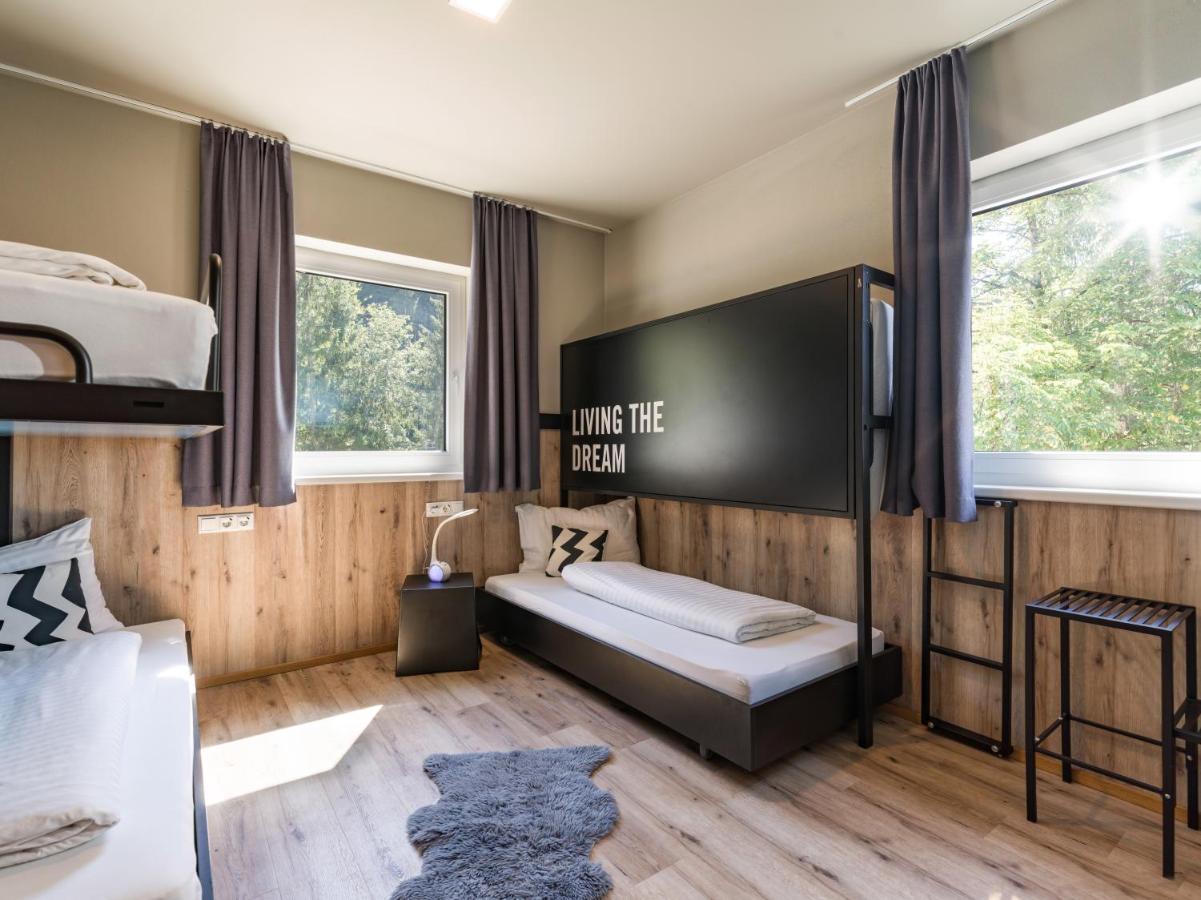 Hostel Contiki Haus Schoeneck Hopfgarten im Brixental Zewnętrze zdjęcie