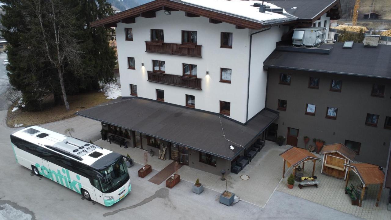 Hostel Contiki Haus Schoeneck Hopfgarten im Brixental Zewnętrze zdjęcie